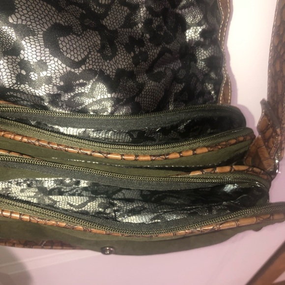 Messenger Style Purse army green suede with Leather accents - Picture 6 of 12